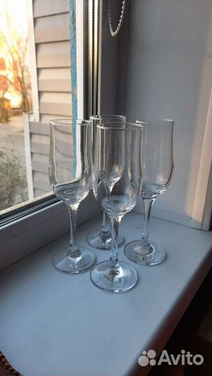 Бокалы для шампанского