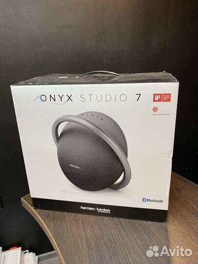 Портативная колонка harman kardon onyx studio 7