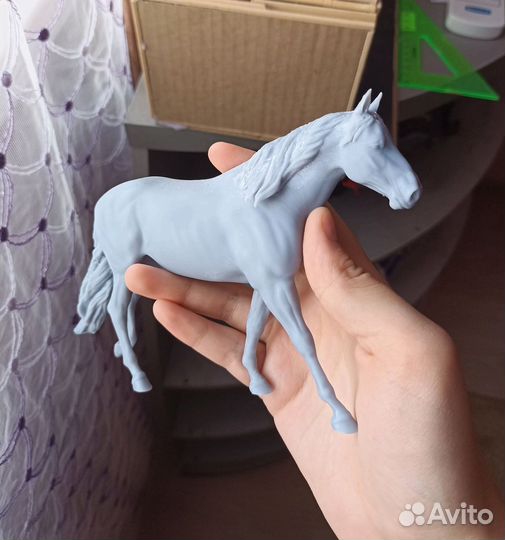 Фигурка лошади