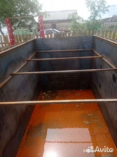 Емкость для воды металлическая