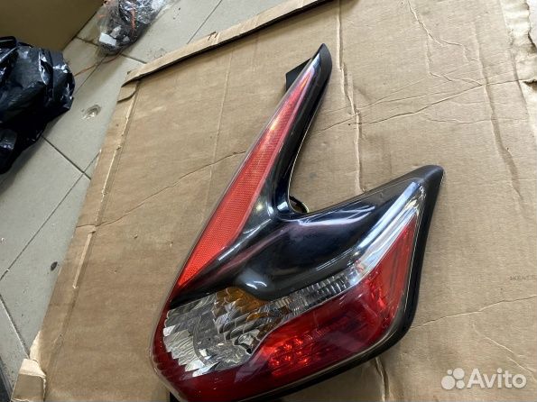 Фонарь задний правый рестайлинг Nissan Juke