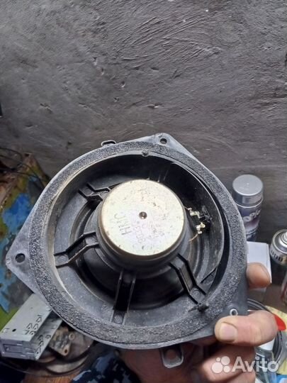 Динамики задние на Hyundai Solaris 1