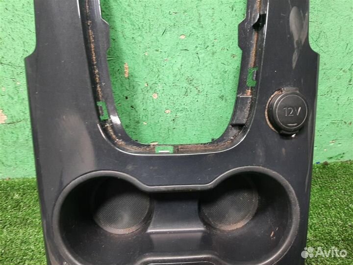 Накладка консоли Peugeot 3008 2010