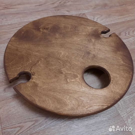 Винный столик деревянный