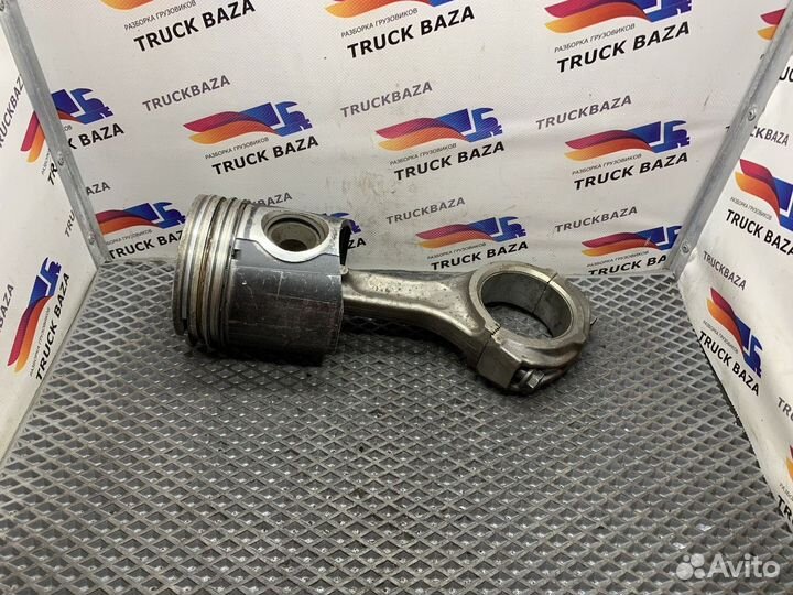 Поршень с шатуном Iveco Stralis