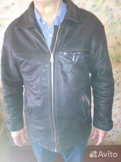 Кожаная куртка Hugo Boss 52р