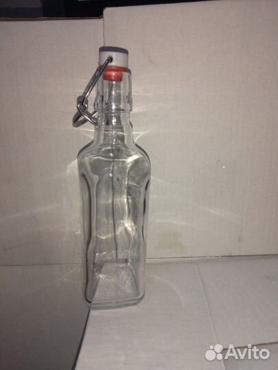 Бутылка стеклянная 0.5, новая