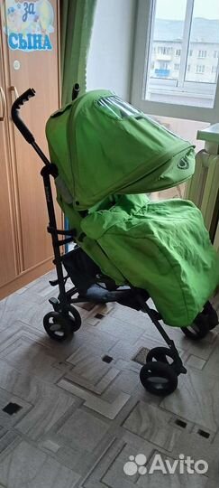 Прогулочная коляска трость