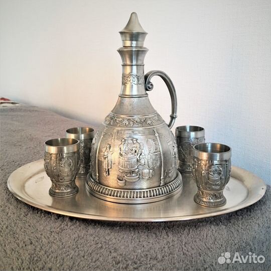 Коньячно-водочный набор.Графин,стопки.Германия SKS