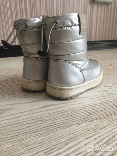 Демисезонные дутики. Размер 24