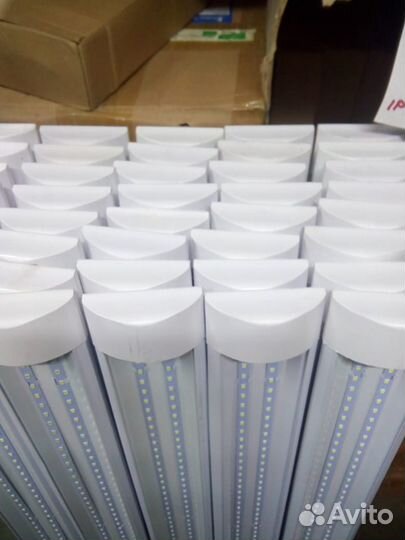 Линейный LED светильник 40 вт,1200 мм опал,призма