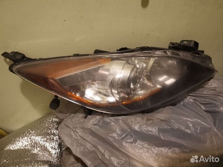 Фары передние Mazda 3 bl 2012