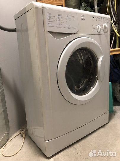 Стиральная машина indesit