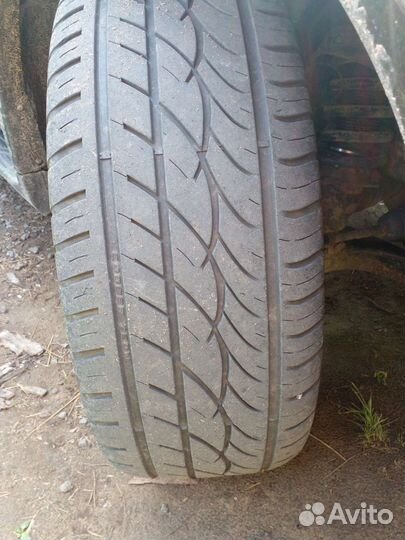 Cooper Zeon XST-A 285/45 R22 114V