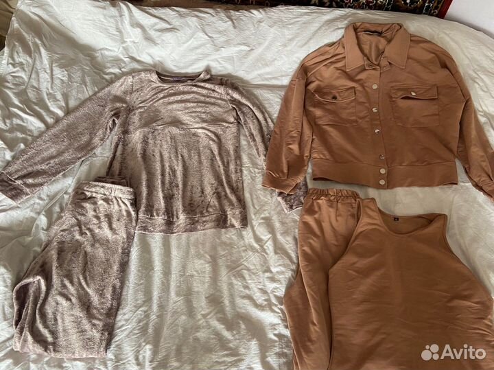 Спортивные костюмы