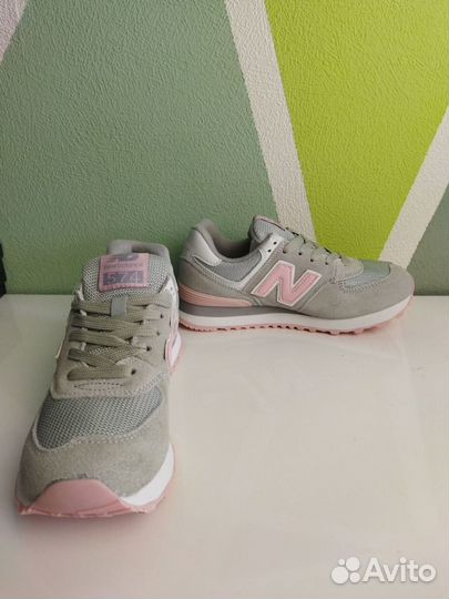 Кроссовки женские New balance