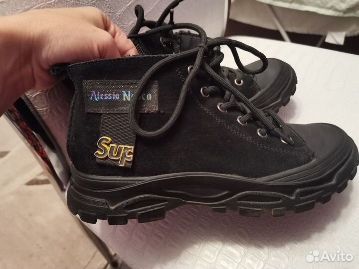 Ботинки для девочки