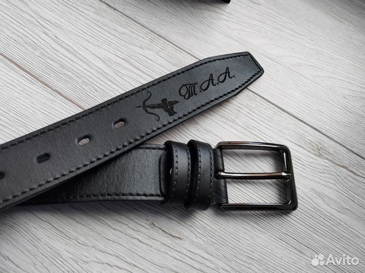 Стильный кожаный ремень ручной работы