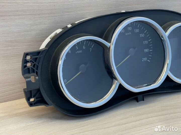 Щиток приборов Renault Logan