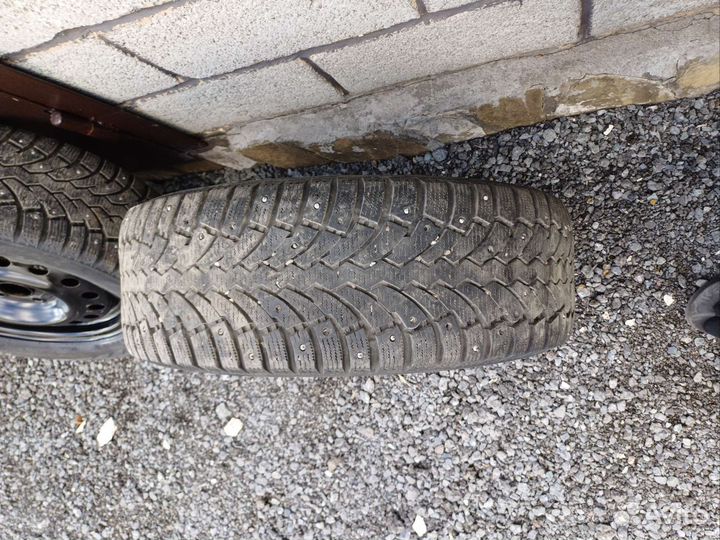 Formula Ice 215/55 R16