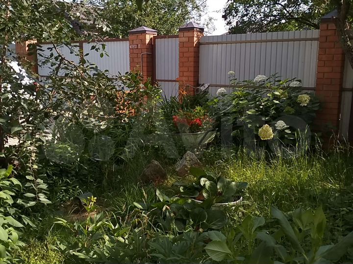 Коттедж 248 м² на участке 7 сот.