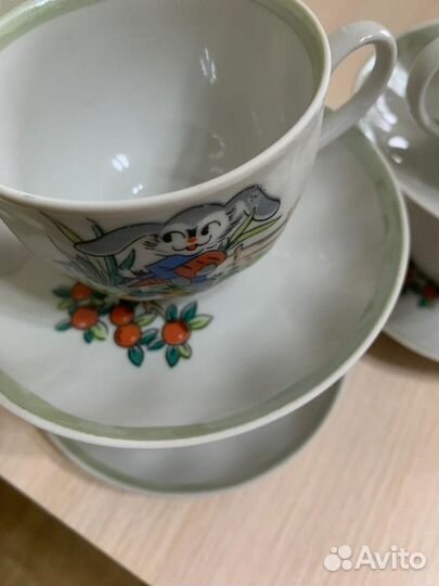 Детские чашки с блюдцем