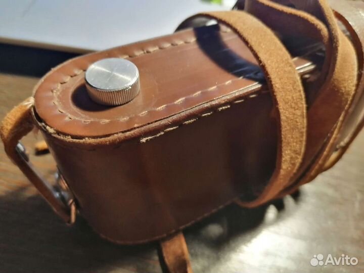 Винт крепления фотоаппарата в чехле