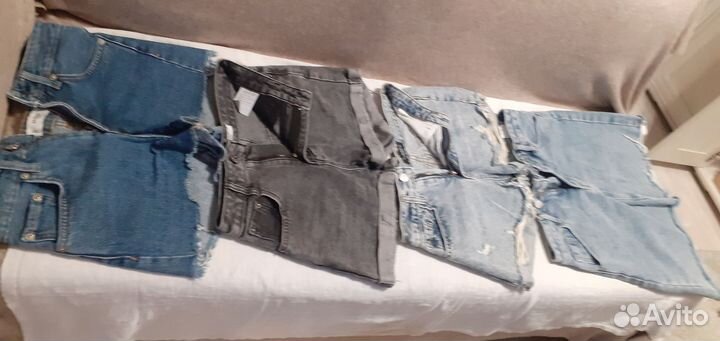 Пакетом Юбка джинсовая и шорты на 44-46 размер