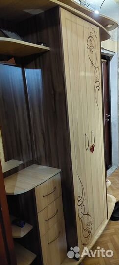 Шкаф в прихожую
