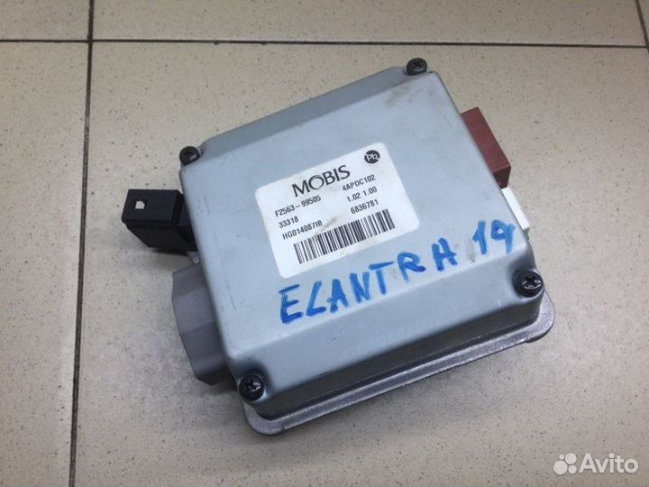 Блок управления рулевой колонкой Hyundai Elantra