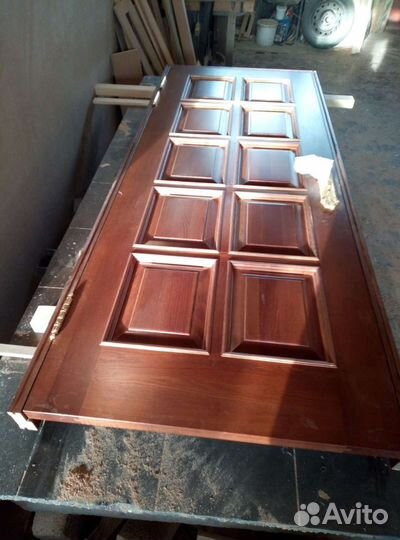 Межкомнатные двери дерево