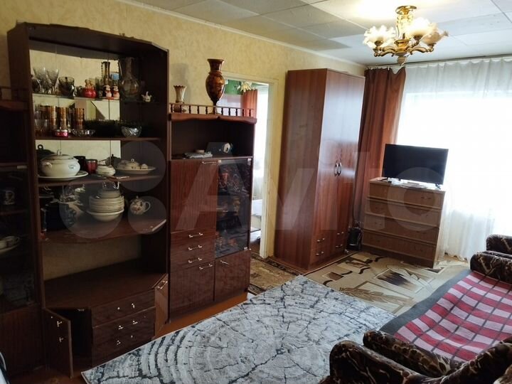 2-к. квартира, 43 м², 2/5 эт.