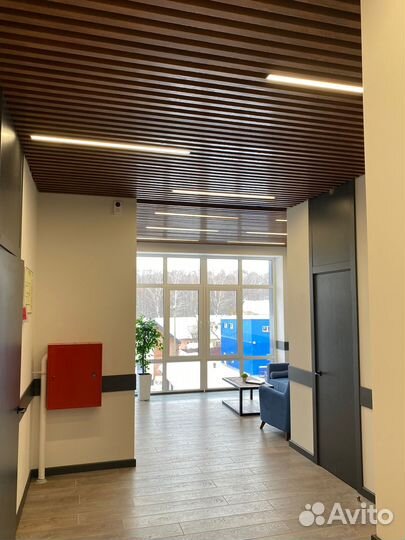 Алюминиевый потолок реечный кубообразный