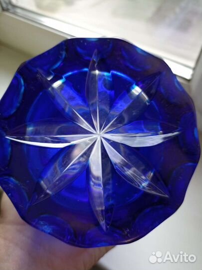 Хрустальная ваза