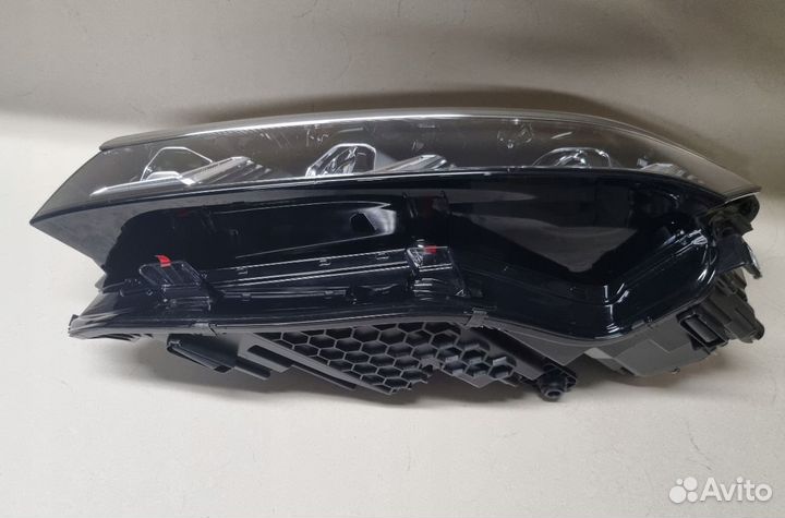 Фара левая передняя VW touareg III