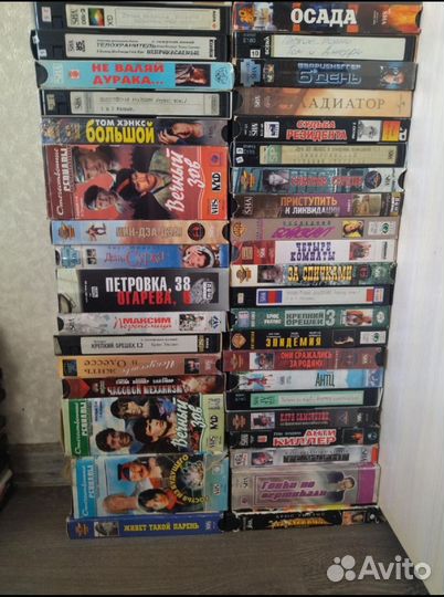 Видеокассеты с фильмами