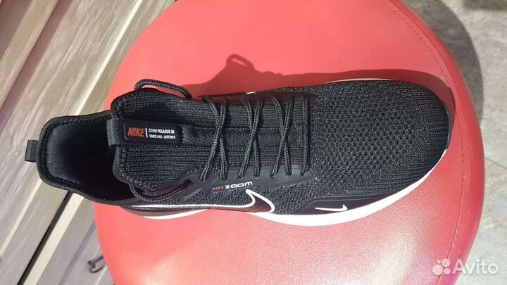 Кроссовки мужские nike