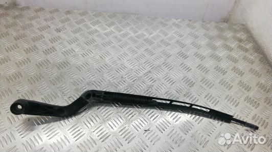 Щеткодержатель лобового стекла cadillac CTS 2 (2BA