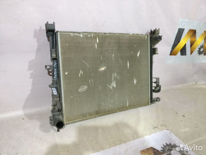 Рено Логан 2014- Радиатор основной 6977