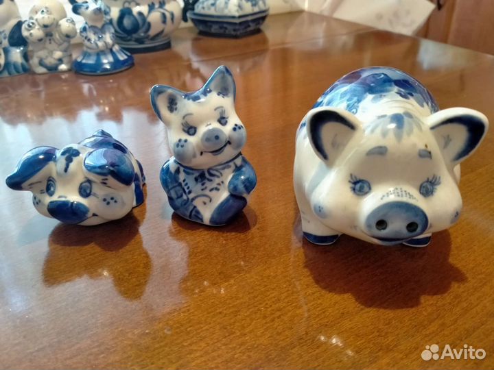 Статуэтки Гжель