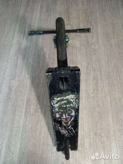 Трюковой самокат