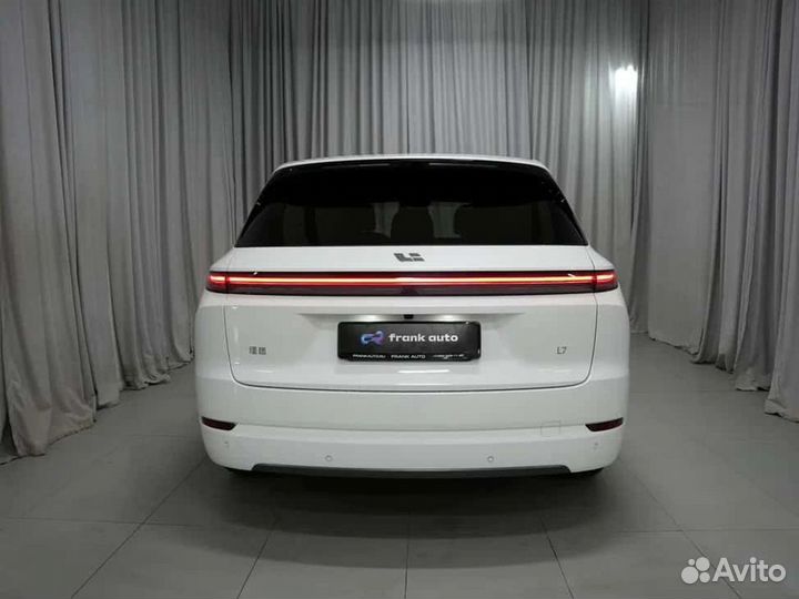 LiXiang L7 1.5 AT, 2024