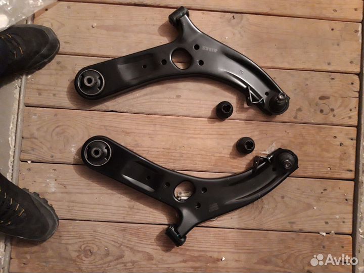 Рычаги кио рио хендай солярис в сборе в наличие