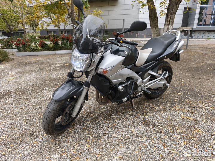 Suzuki GSR400 2006 год