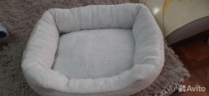 Лежанка для кошек или собак