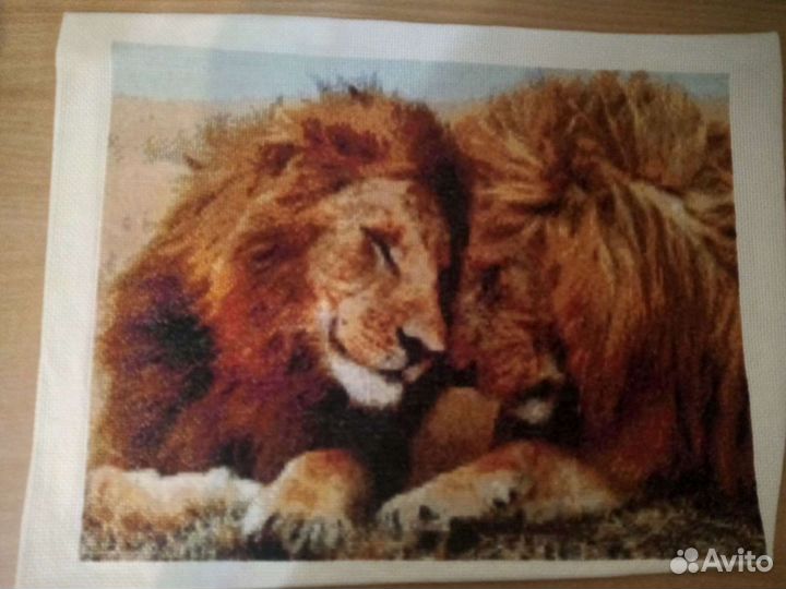 Картина вышитая крестиком, ручная работа