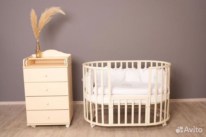 Детская кроватка