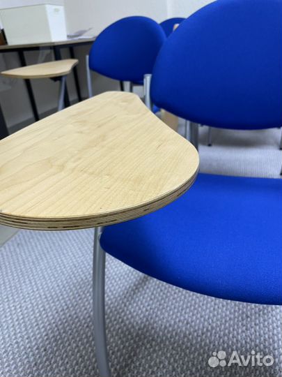 Стулья офисные мягкие