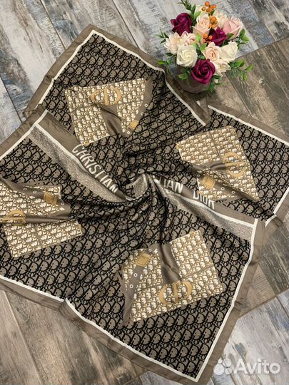Шелковый платок шаль Dior коричневый новый