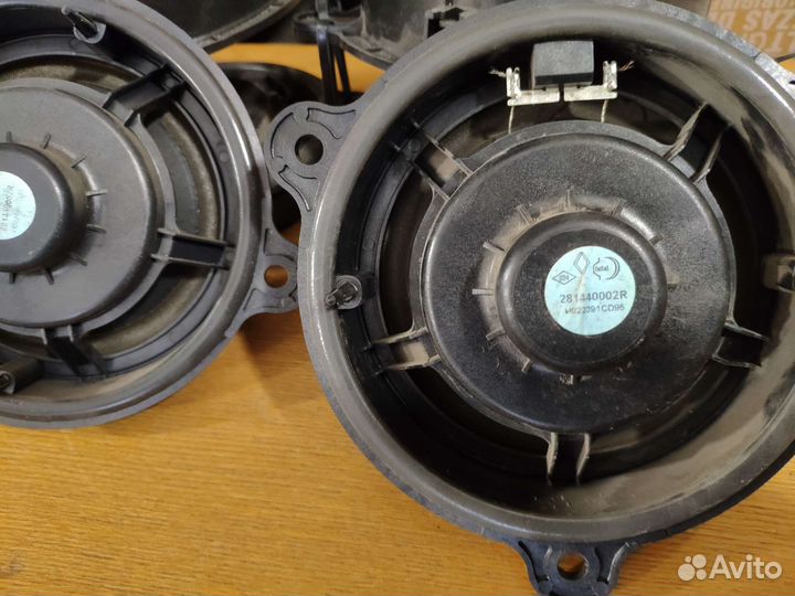 Колонки Renault